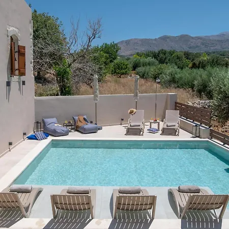 Villa Pavlina , A Hidden Gem With Heated Pool And Ping Pong! Perama (Crete)