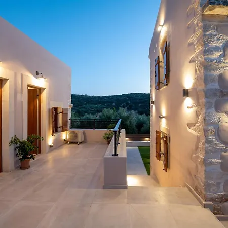 Villa Pavlina , A Hidden Gem With Heated Pool And Ping Pong! Perama (Crete)
