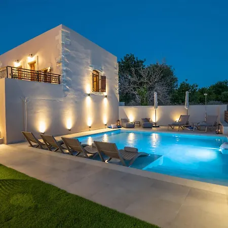 Villa Pavlina , A Hidden Gem With Heated Pool And Ping Pong! *