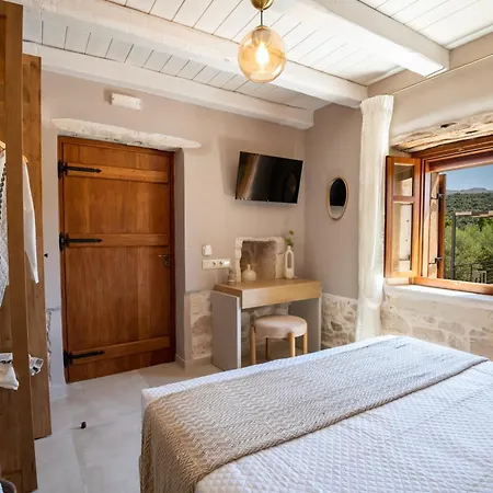 Pavlina , A Hidden Gem With Heated Pool And Ping Pong! Villa