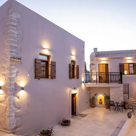 Pavlina , A Hidden Gem With Heated Pool And Ping Pong! *