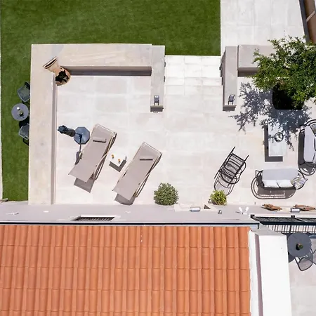 Pavlina , A Hidden Gem With Heated Pool And Ping Pong! Villa *